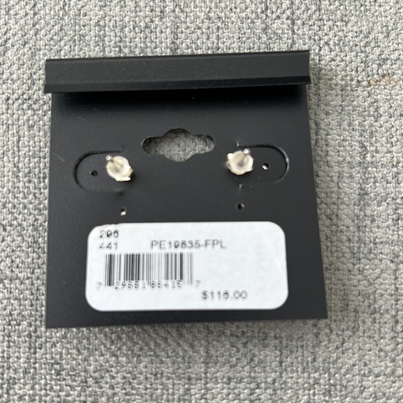 Aqua Pearl cluster earrings. Brand new in bag $116 - Picture 4 of 4